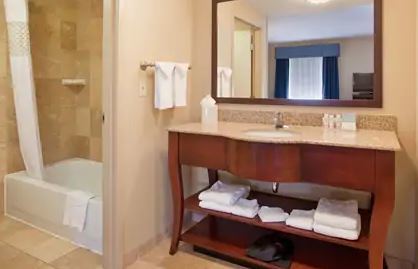 Hampton & Omaha Southwest-la Vista Hotel 3*